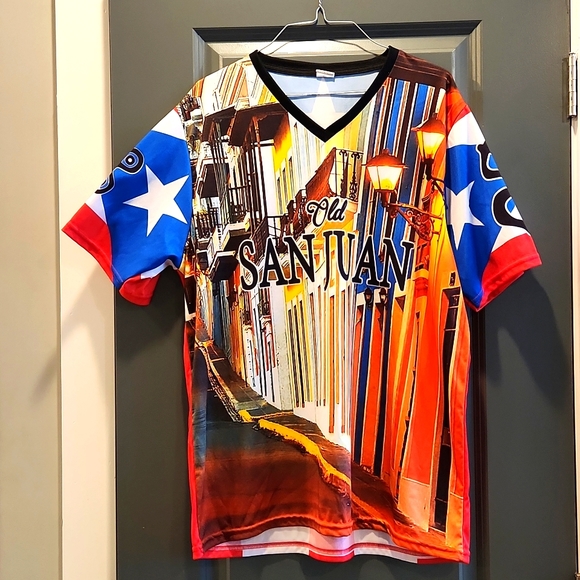 Shirt - Picture 1 of 3